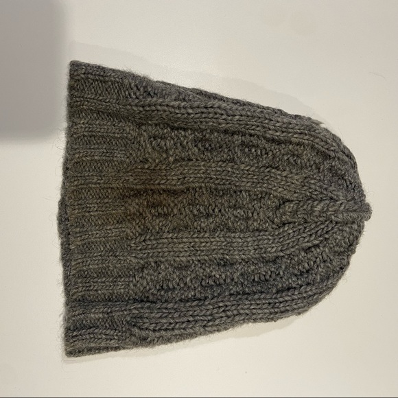 Club Monaco Cableknit Beanie - Picture 4 of 4